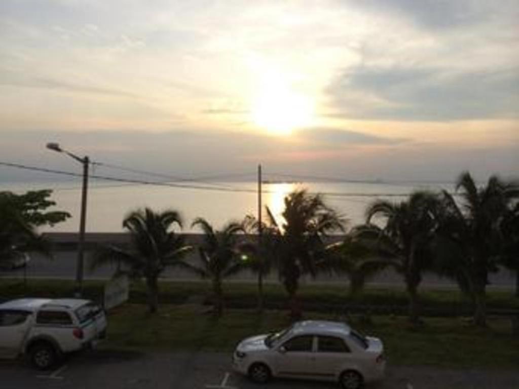 Sea Front Hotel Port Dickson Exterior foto